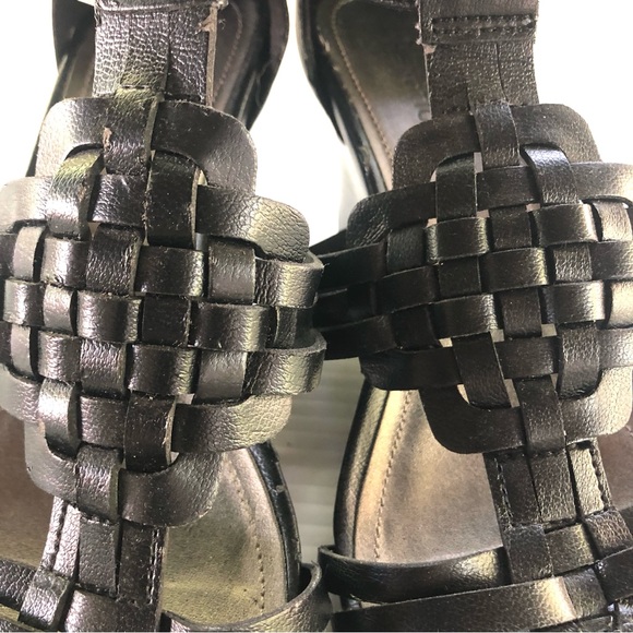 Reaction Kenneth Cole Black Strappy Wedge 7.5 - Picture 7 of 10